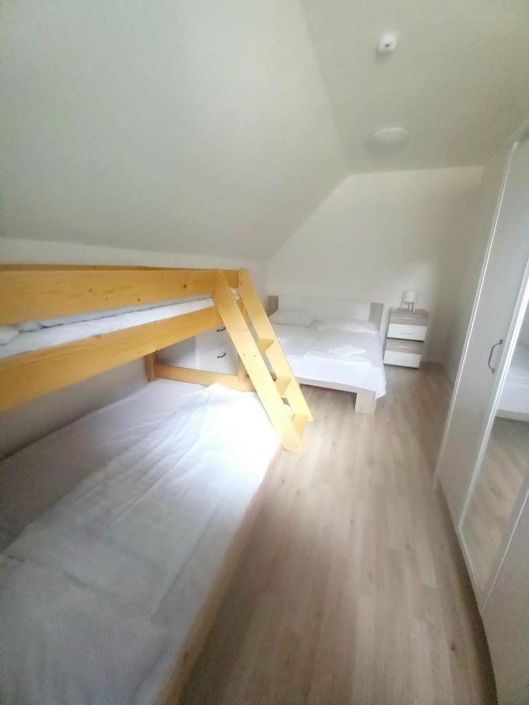 Apartmany Za Sneznikem Dolní Morava Esterno foto